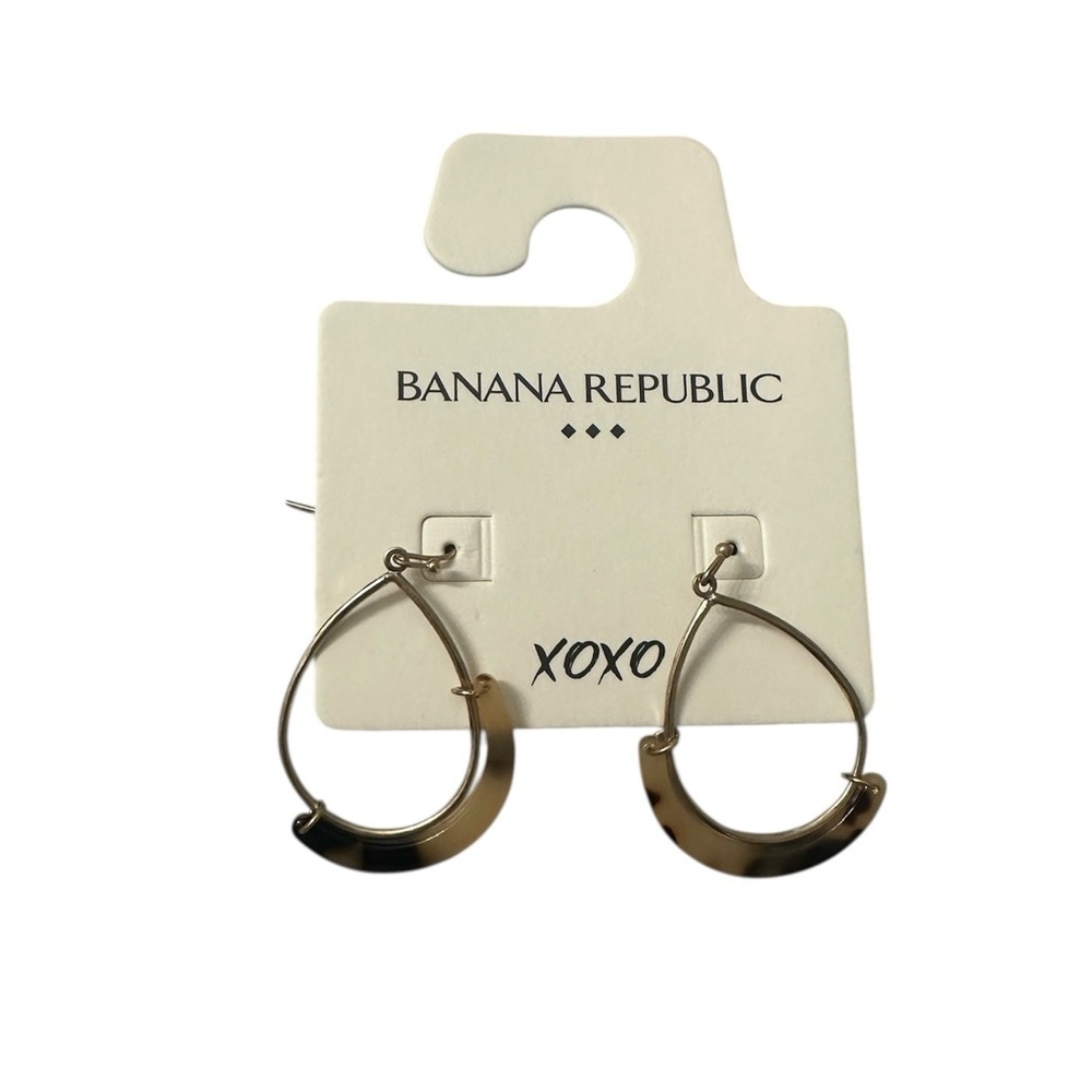 Banana Republic XOXO Gold Tear Drop with Tortoise Detail Loop/Stopper Back NWT